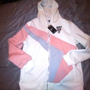 2 Nike hoodie set